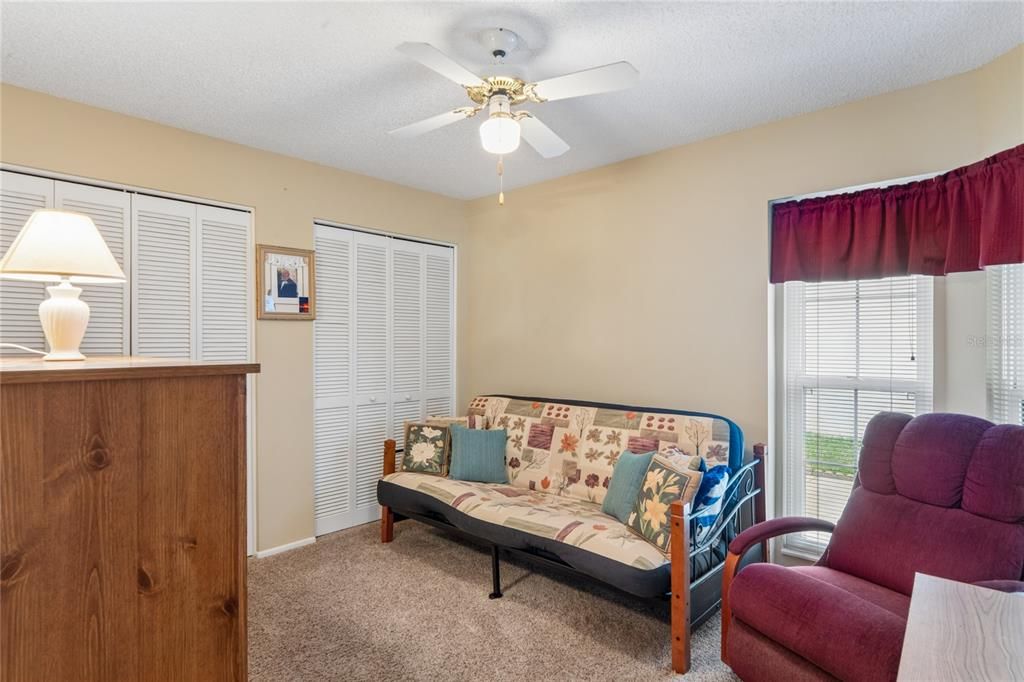 For Sale: $194,000 (2 beds, 2 baths, 1201 Square Feet)