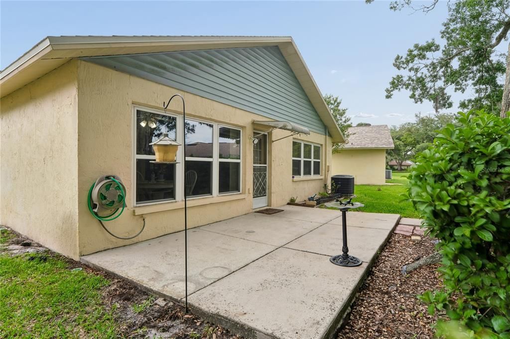 For Sale: $194,000 (2 beds, 2 baths, 1201 Square Feet)