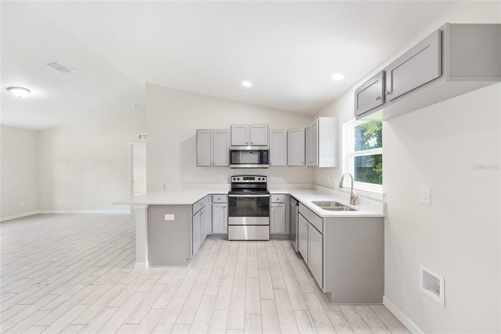 En Venta: $238,000 (3 camas, 2 baños, 1091 Pies cuadrados)