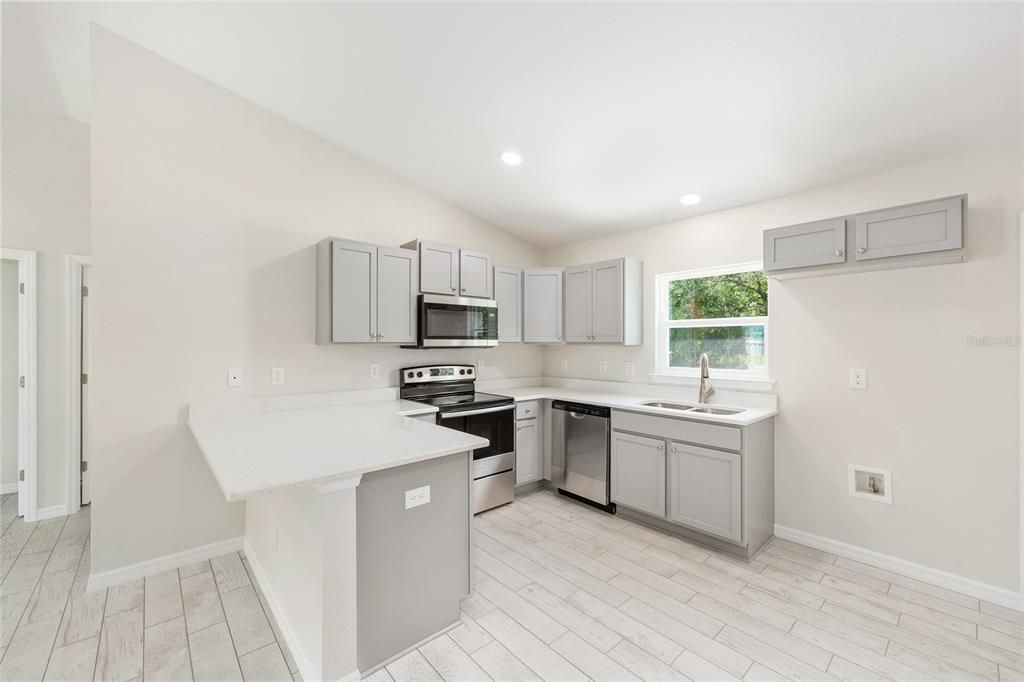 En Venta: $238,000 (3 camas, 2 baños, 1091 Pies cuadrados)