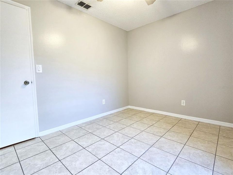 For Rent: $1,895 (3 beds, 2 baths, 1062 Square Feet)