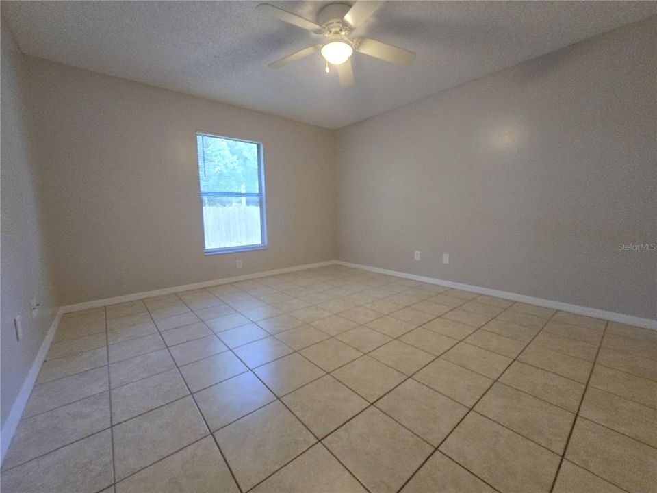 For Rent: $1,895 (3 beds, 2 baths, 1062 Square Feet)