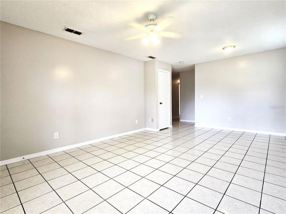 For Rent: $1,895 (3 beds, 2 baths, 1062 Square Feet)
