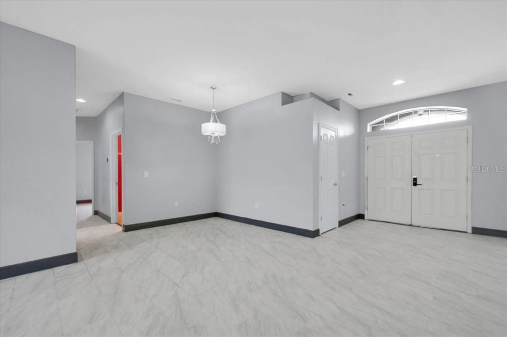 На продажу: $470,000 (5 спален, 3 ванн, 2494 Квадратных фут)