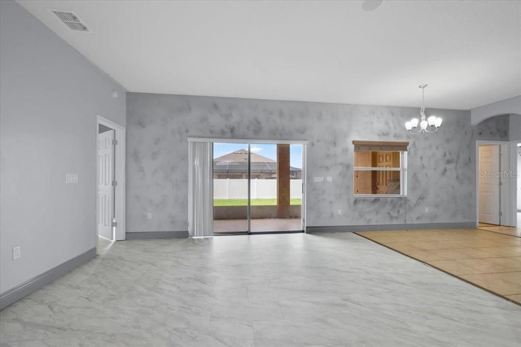 На продажу: $470,000 (5 спален, 3 ванн, 2494 Квадратных фут)