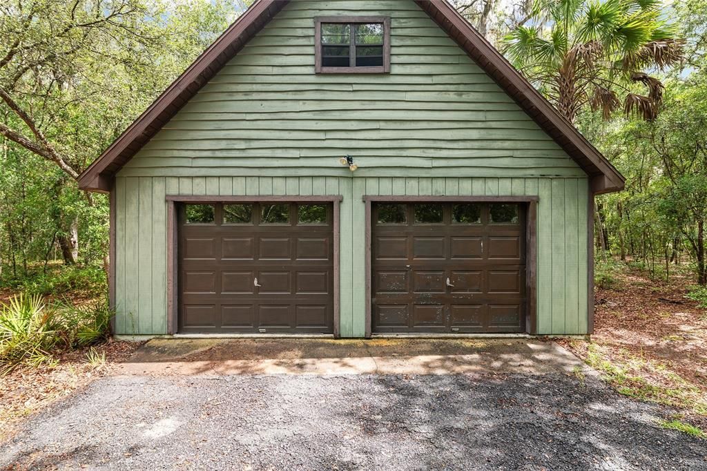 For Sale: $449,000 (3 beds, 2 baths, 1812 Square Feet)