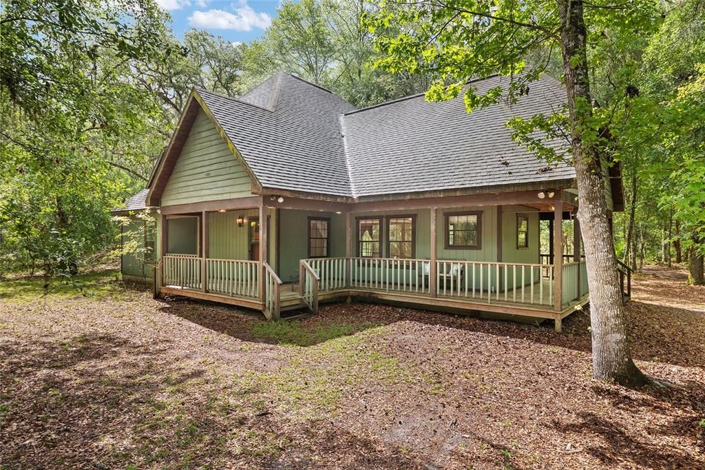 For Sale: $449,000 (3 beds, 2 baths, 1812 Square Feet)