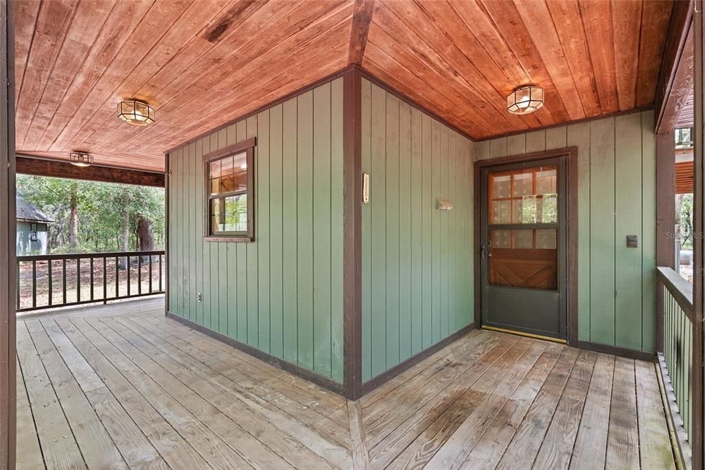 For Sale: $449,000 (3 beds, 2 baths, 1812 Square Feet)