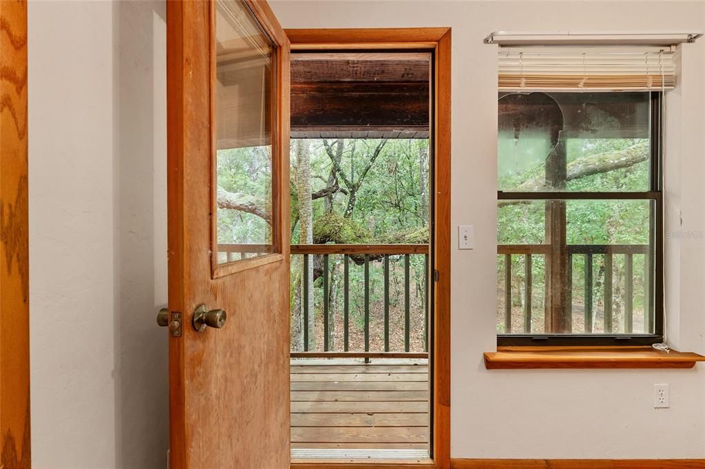 For Sale: $449,000 (3 beds, 2 baths, 1812 Square Feet)