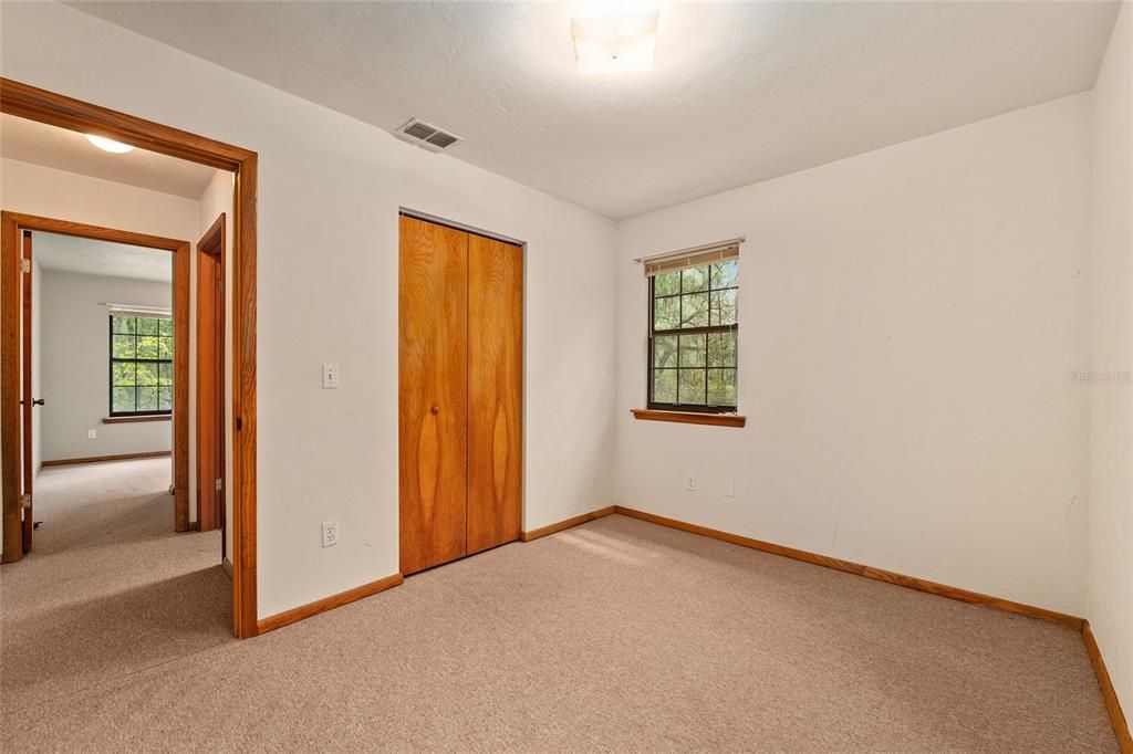 For Sale: $449,000 (3 beds, 2 baths, 1812 Square Feet)