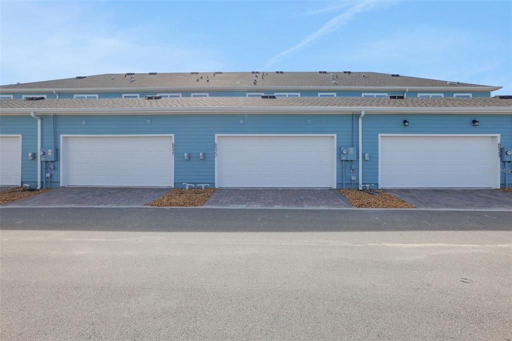 Active With Contract: $337,990 (3 beds, 2 baths, 1767 Square Feet)