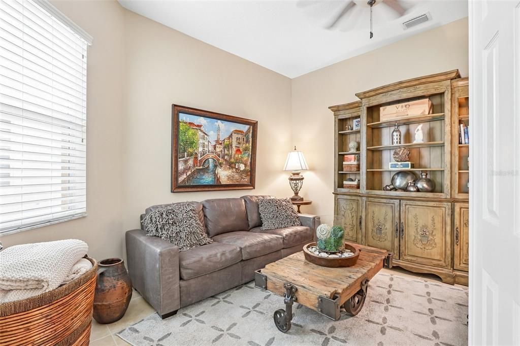 For Sale: $454,500 (2 beds, 2 baths, 1719 Square Feet)