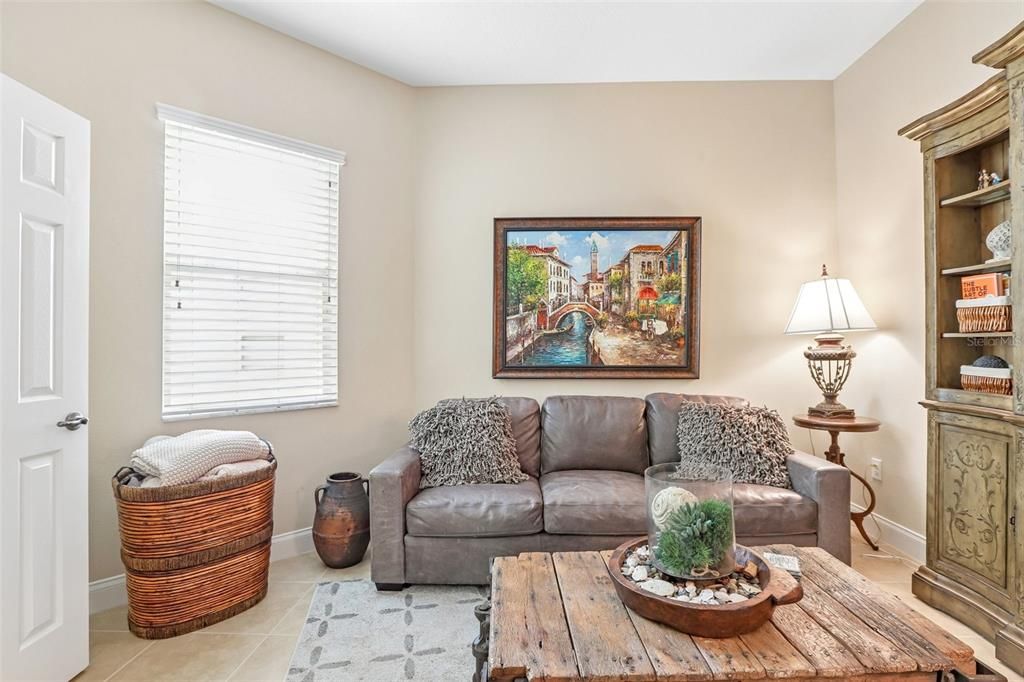 For Sale: $454,500 (2 beds, 2 baths, 1719 Square Feet)