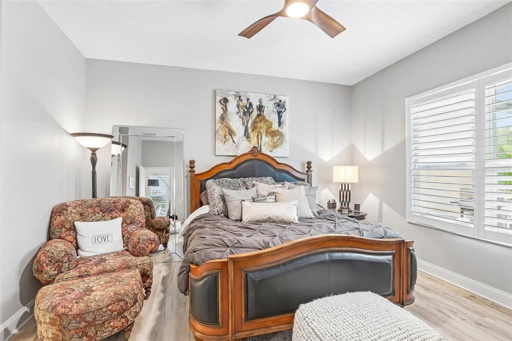 For Sale: $454,500 (2 beds, 2 baths, 1719 Square Feet)