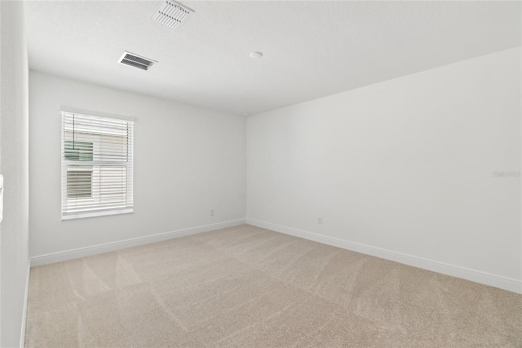 For Sale: $589,999 (3 beds, 2 baths, 2406 Square Feet)