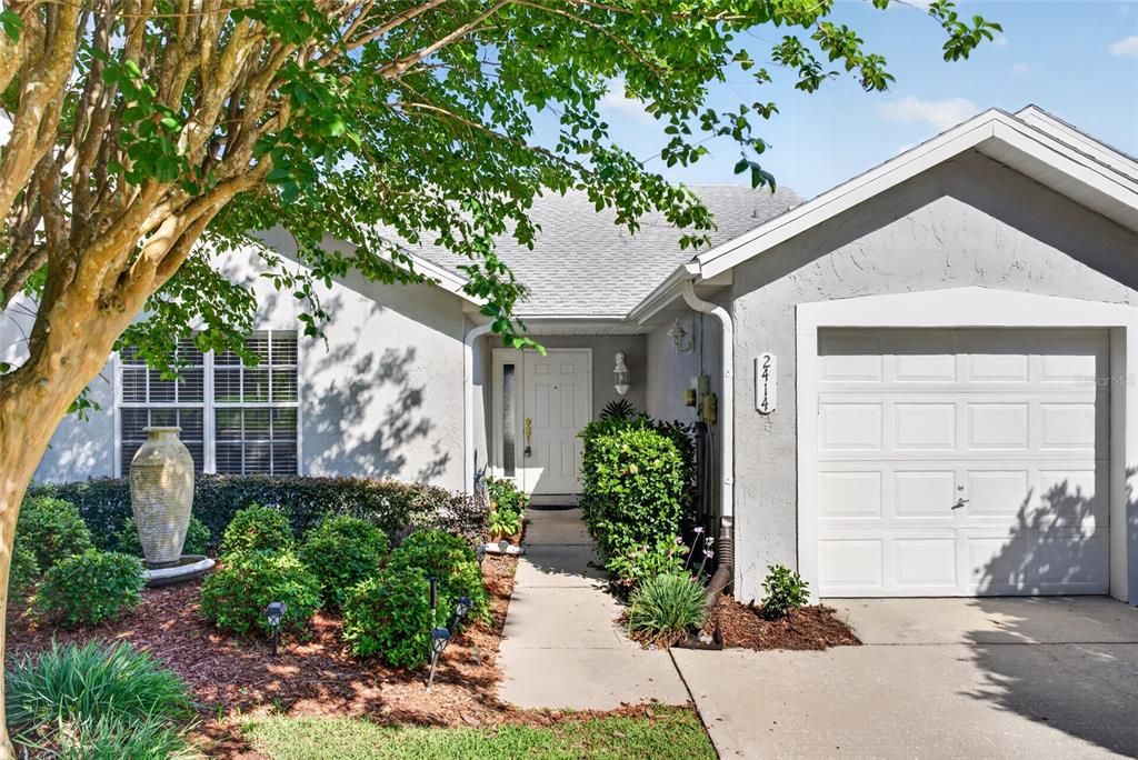 For Sale: $210,000 (2 beds, 2 baths, 1270 Square Feet)