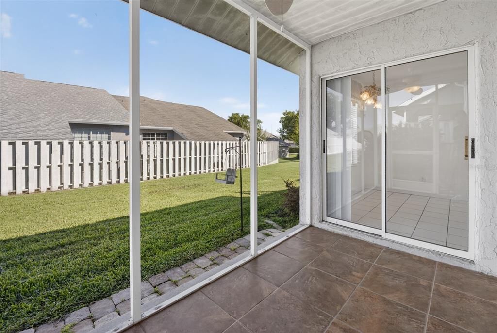 For Sale: $210,000 (2 beds, 2 baths, 1270 Square Feet)