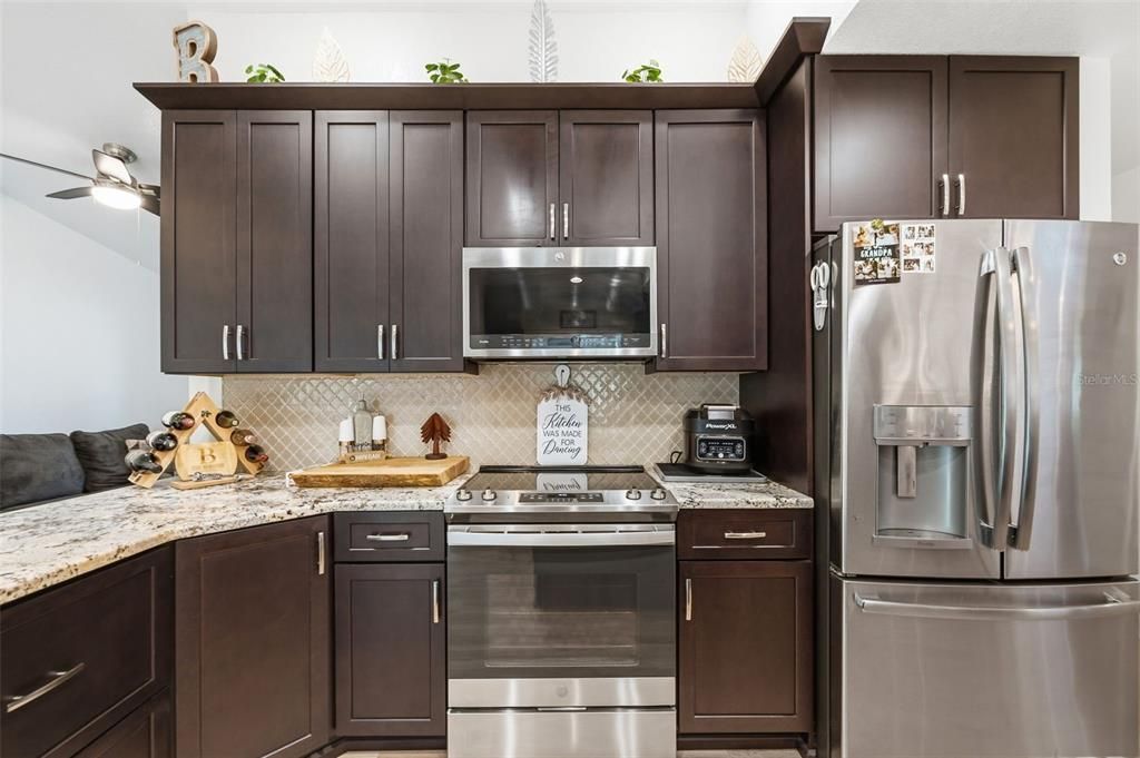 For Sale: $509,900 (3 beds, 2 baths, 1992 Square Feet)