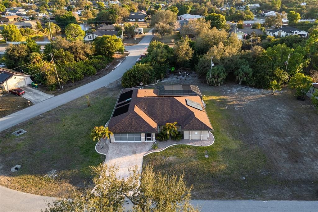 For Sale: $509,900 (3 beds, 2 baths, 1992 Square Feet)