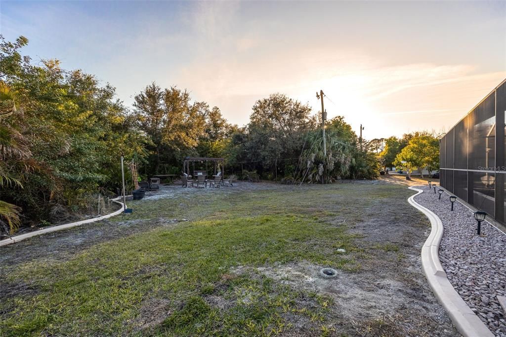 For Sale: $509,900 (3 beds, 2 baths, 1992 Square Feet)