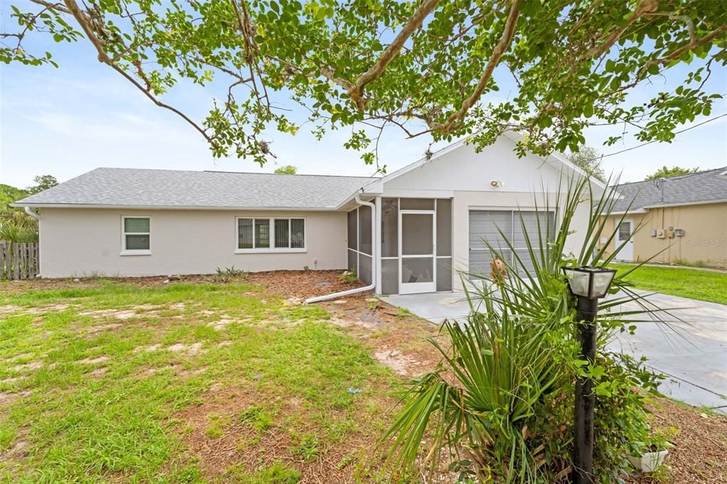 For Sale: $235,000 (2 beds, 2 baths, 1226 Square Feet)