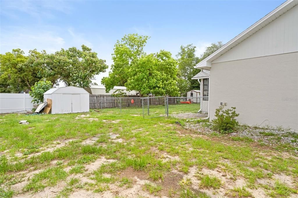 For Sale: $235,000 (2 beds, 2 baths, 1226 Square Feet)