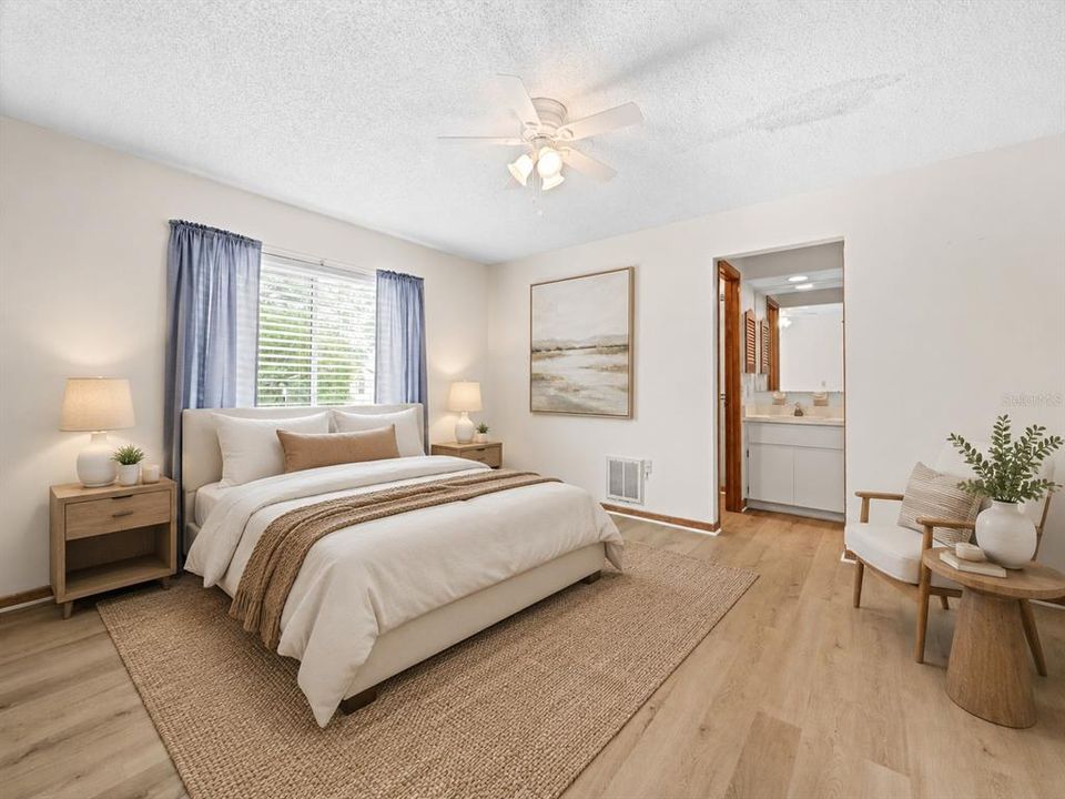 For Sale: $235,000 (2 beds, 2 baths, 1226 Square Feet)