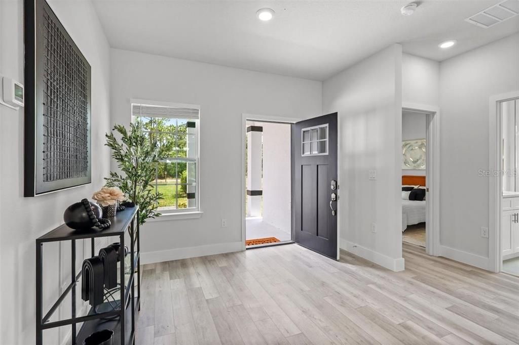 For Sale: $374,900 (4 beds, 3 baths, 1891 Square Feet)