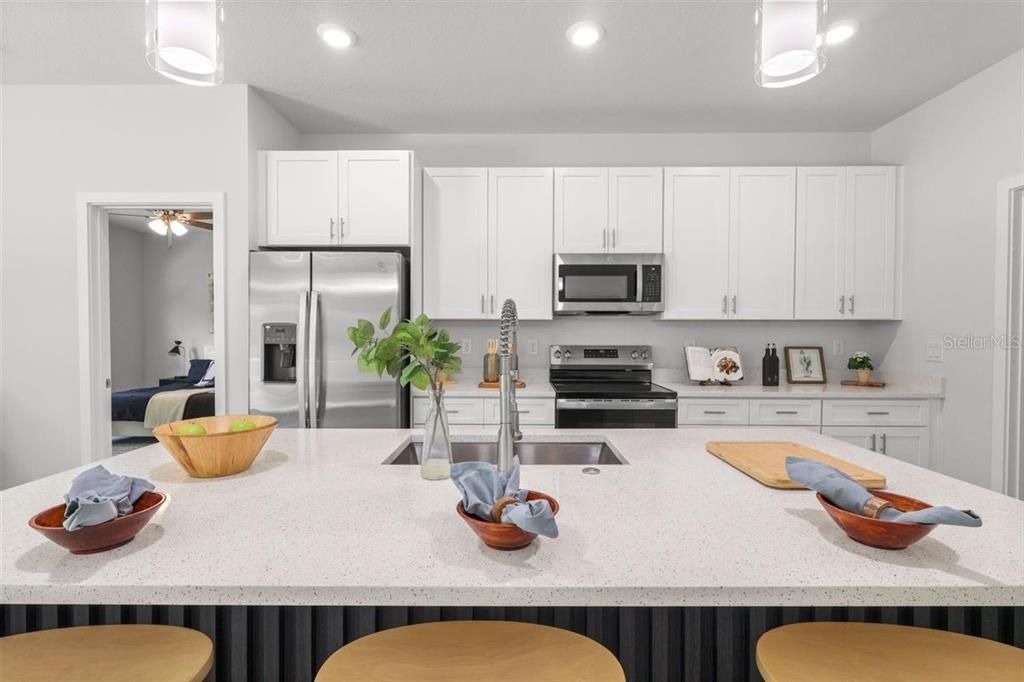 For Sale: $374,900 (4 beds, 3 baths, 1891 Square Feet)