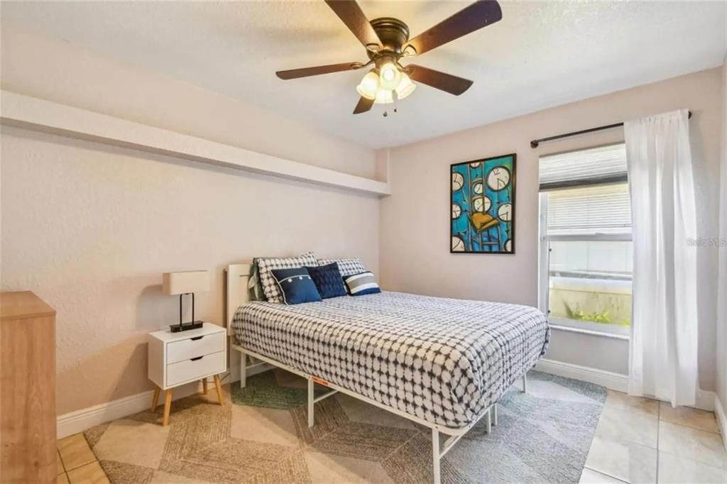 For Sale: $449,900 (4 beds, 2 baths, 1955 Square Feet)