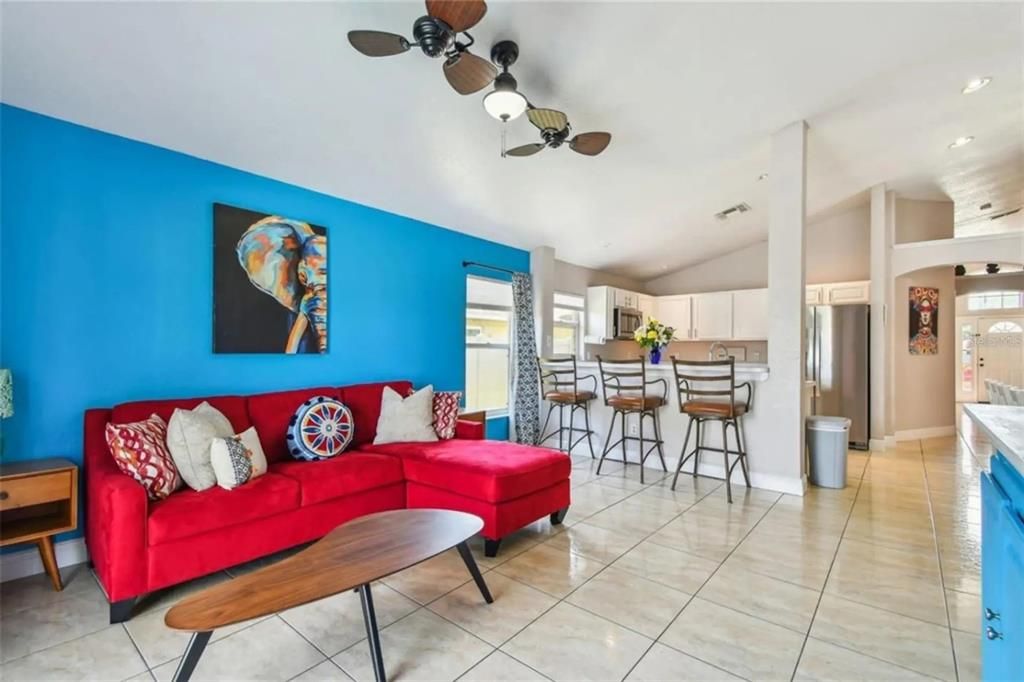 For Sale: $449,900 (4 beds, 2 baths, 1955 Square Feet)