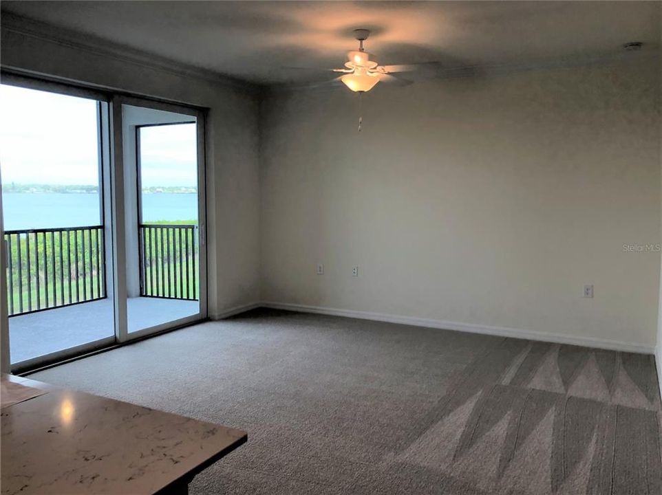 For Rent: $2,200 (2 beds, 2 baths, 1151 Square Feet)