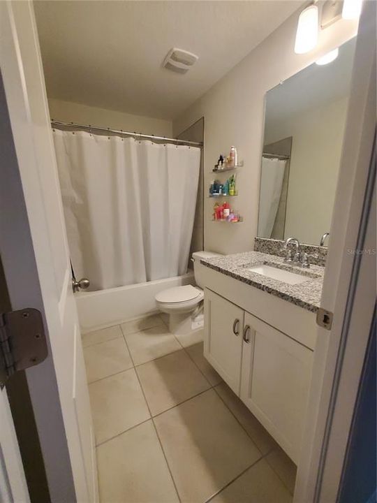 For Sale: $425,000 (4 beds, 3 baths, 2141 Square Feet)