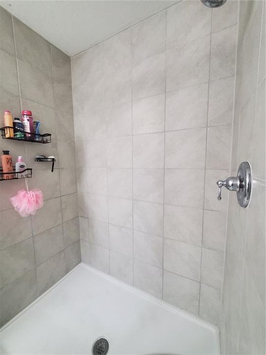 For Sale: $425,000 (4 beds, 3 baths, 2141 Square Feet)