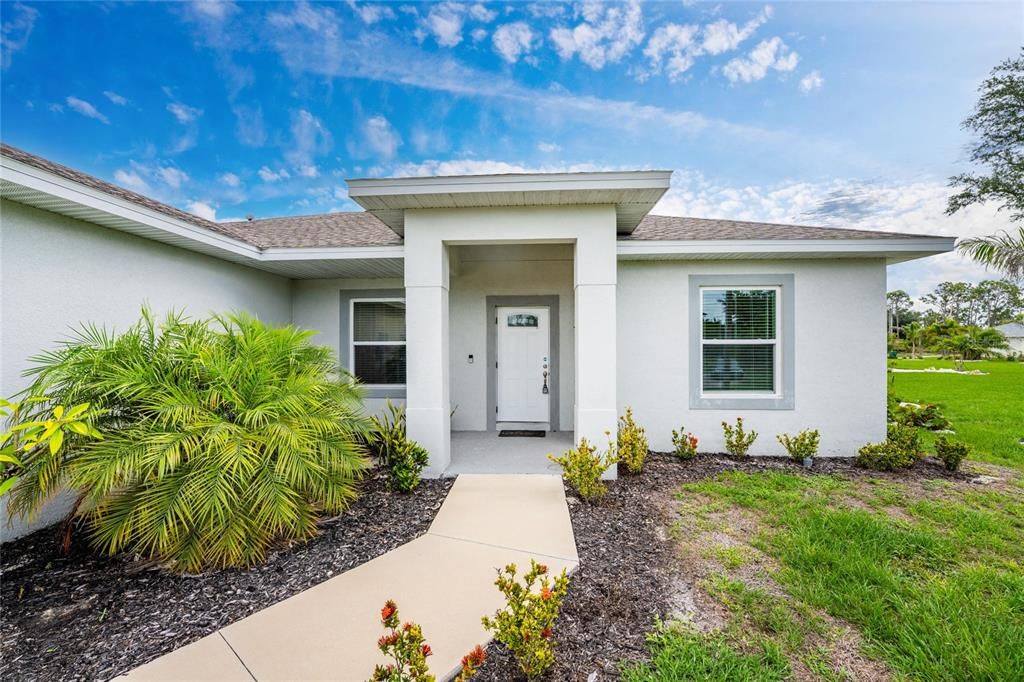 For Sale: $279,900 (3 beds, 2 baths, 1586 Square Feet)