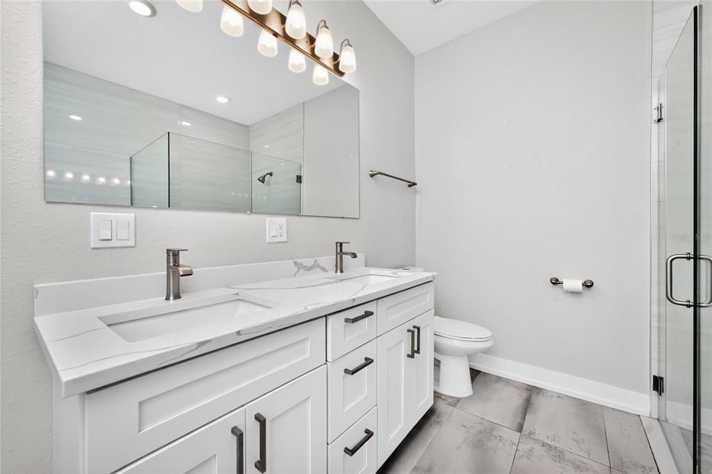 For Sale: $279,900 (3 beds, 2 baths, 1586 Square Feet)
