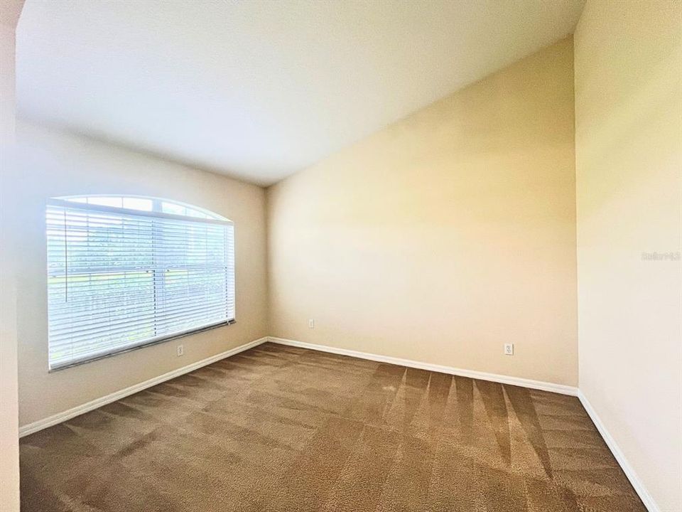 En Venta: $329,990 (3 camas, 2 baños, 2114 Pies cuadrados)