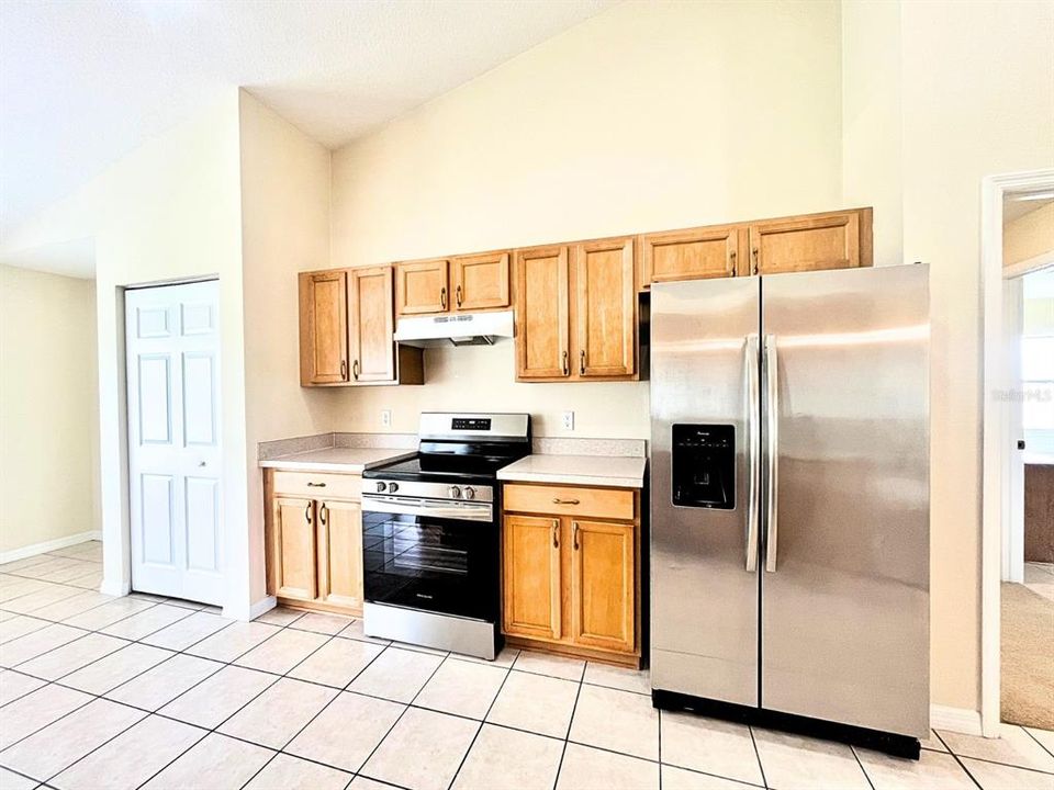 En Venta: $329,990 (3 camas, 2 baños, 2114 Pies cuadrados)