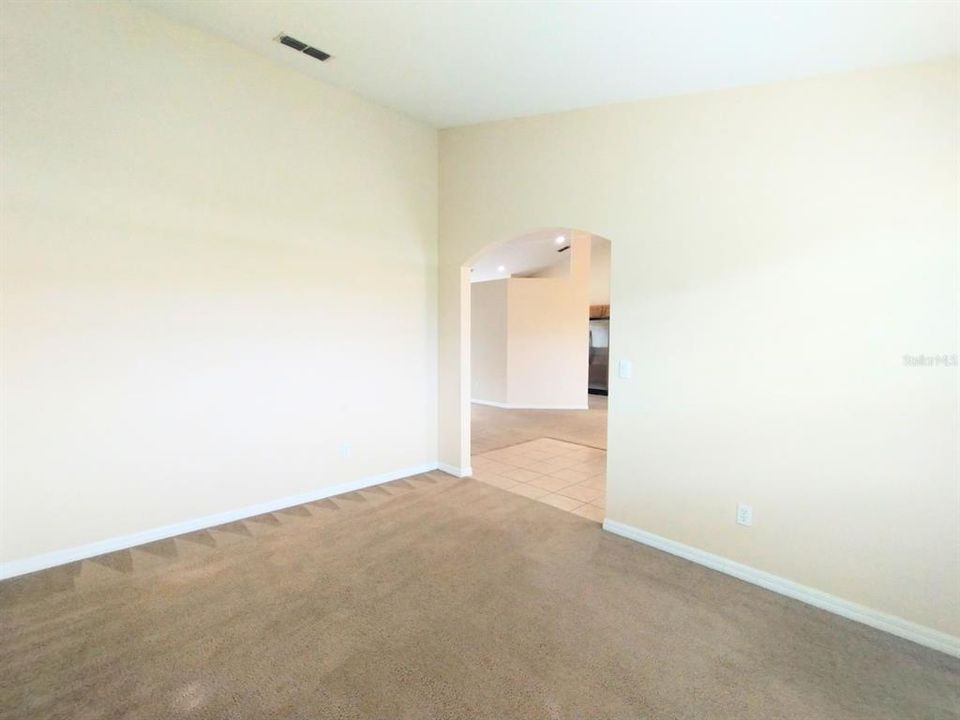 En Venta: $329,990 (3 camas, 2 baños, 2114 Pies cuadrados)
