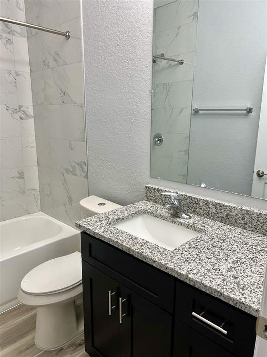 В аренду: $2,350 (4 спален, 2 ванн, 1372 Квадратных фут)
