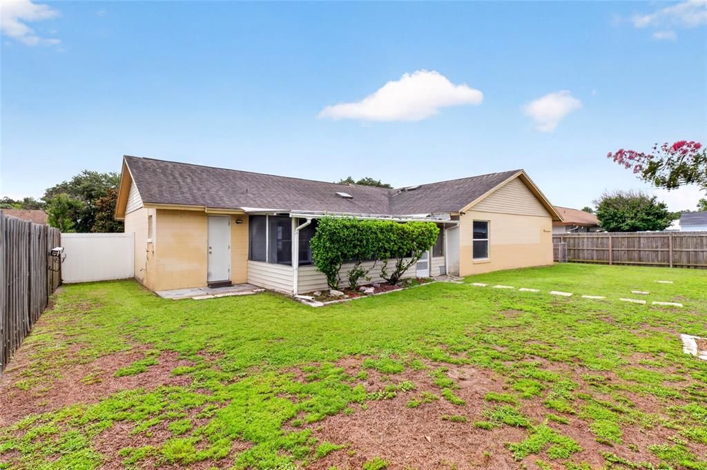 For Sale: $395,000 (3 beds, 2 baths, 1505 Square Feet)