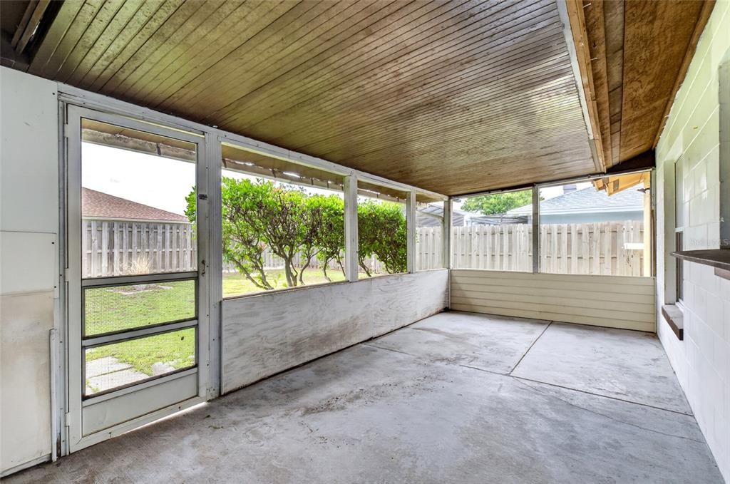 For Sale: $395,000 (3 beds, 2 baths, 1505 Square Feet)