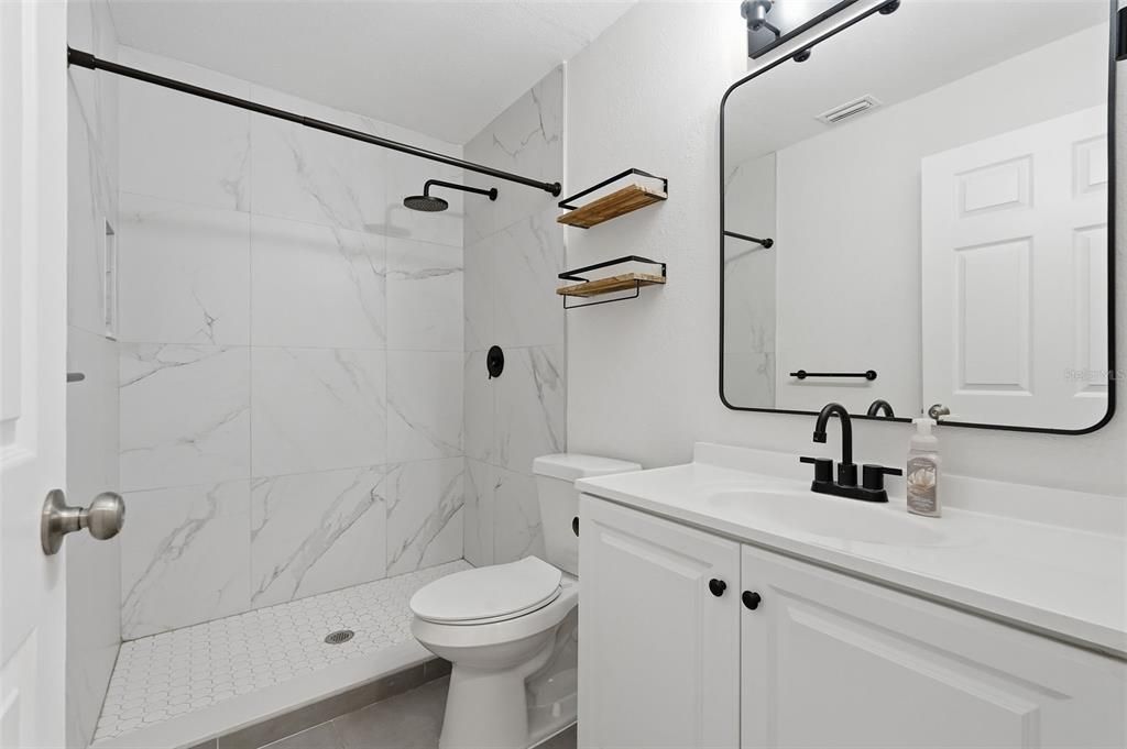 For Sale: $350,000 (3 beds, 2 baths, 1278 Square Feet)
