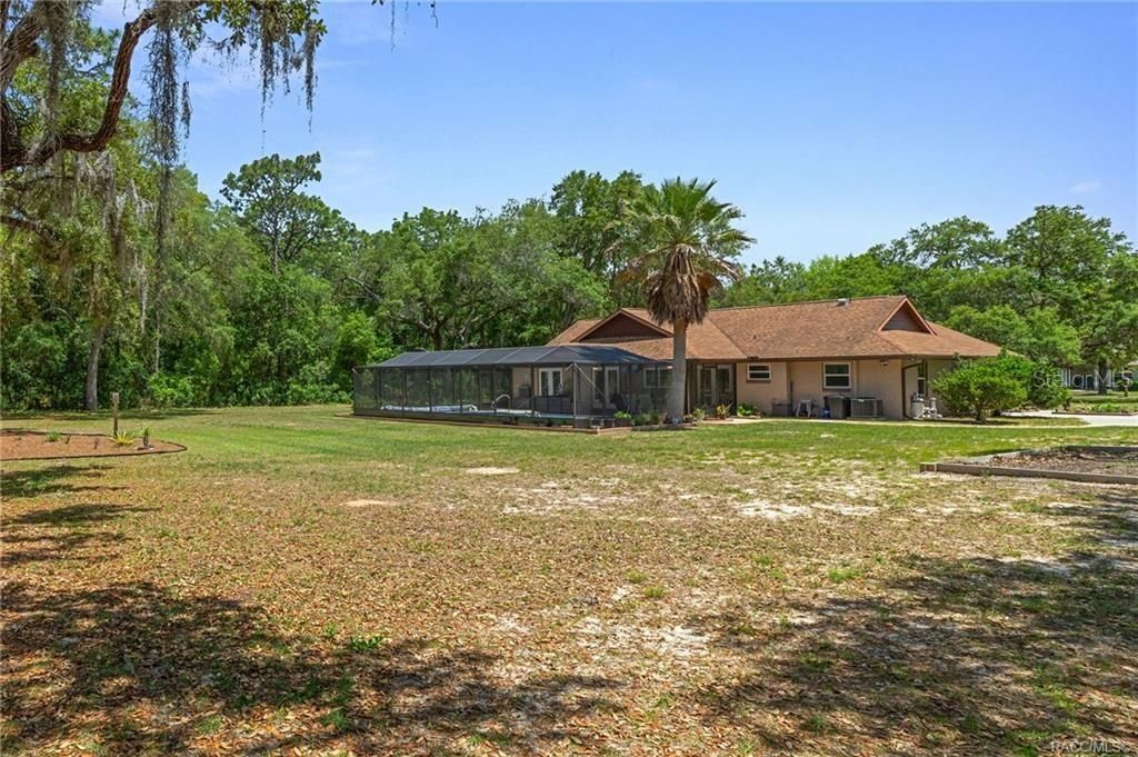 For Sale: $385,000 (2 beds, 2 baths, 1845 Square Feet)
