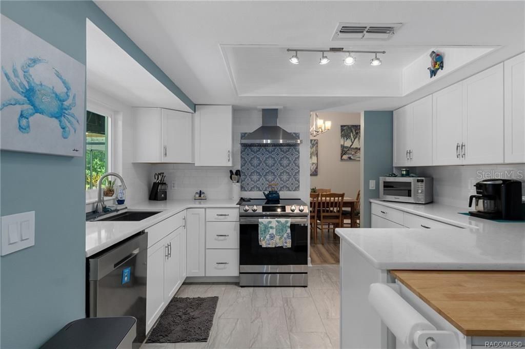 For Sale: $385,000 (2 beds, 2 baths, 1845 Square Feet)