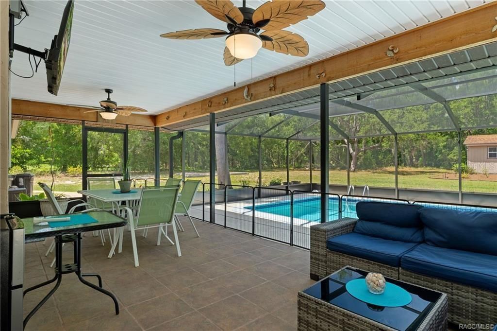 For Sale: $385,000 (2 beds, 2 baths, 1845 Square Feet)