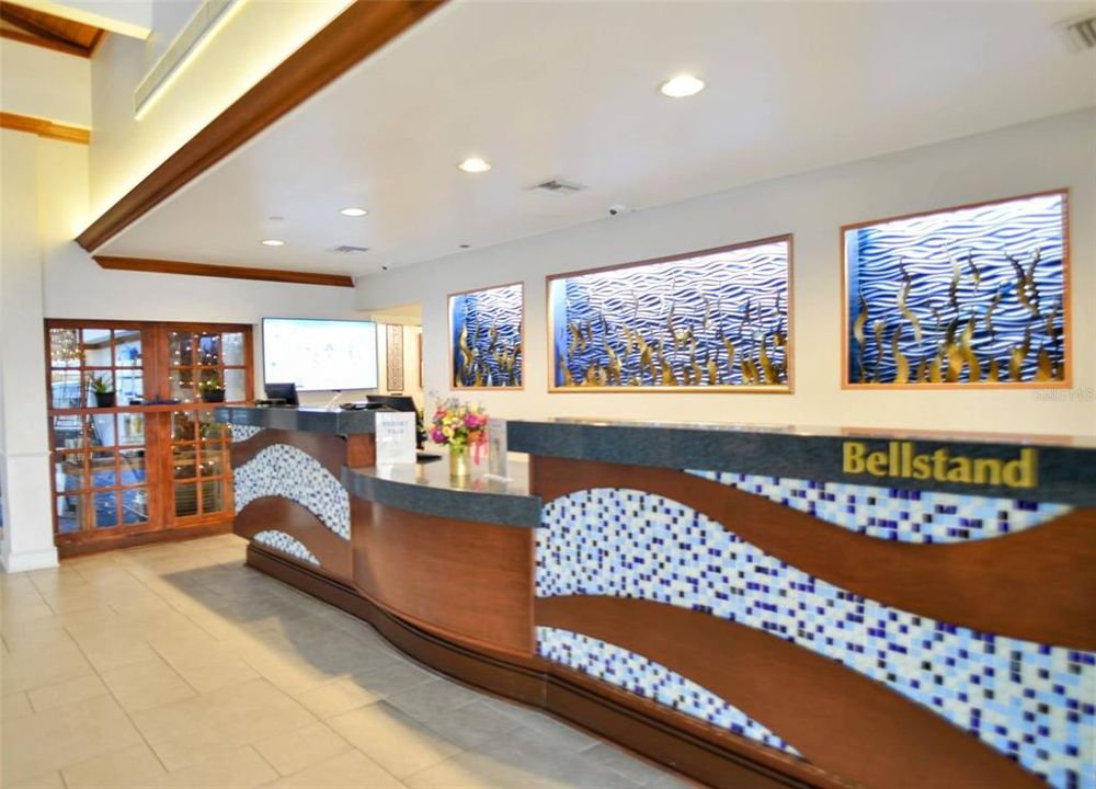 For Sale: $695,000 (2 beds, 3 baths, 1135 Square Feet)