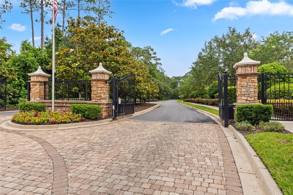 For Sale: $710,000 (4 beds, 3 baths, 2740 Square Feet)