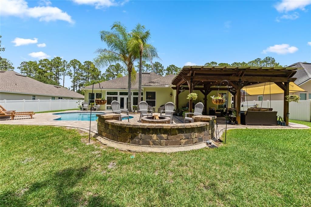 For Sale: $710,000 (4 beds, 3 baths, 2740 Square Feet)