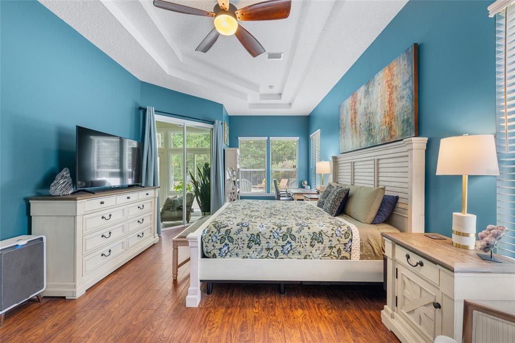 For Sale: $710,000 (4 beds, 3 baths, 2740 Square Feet)